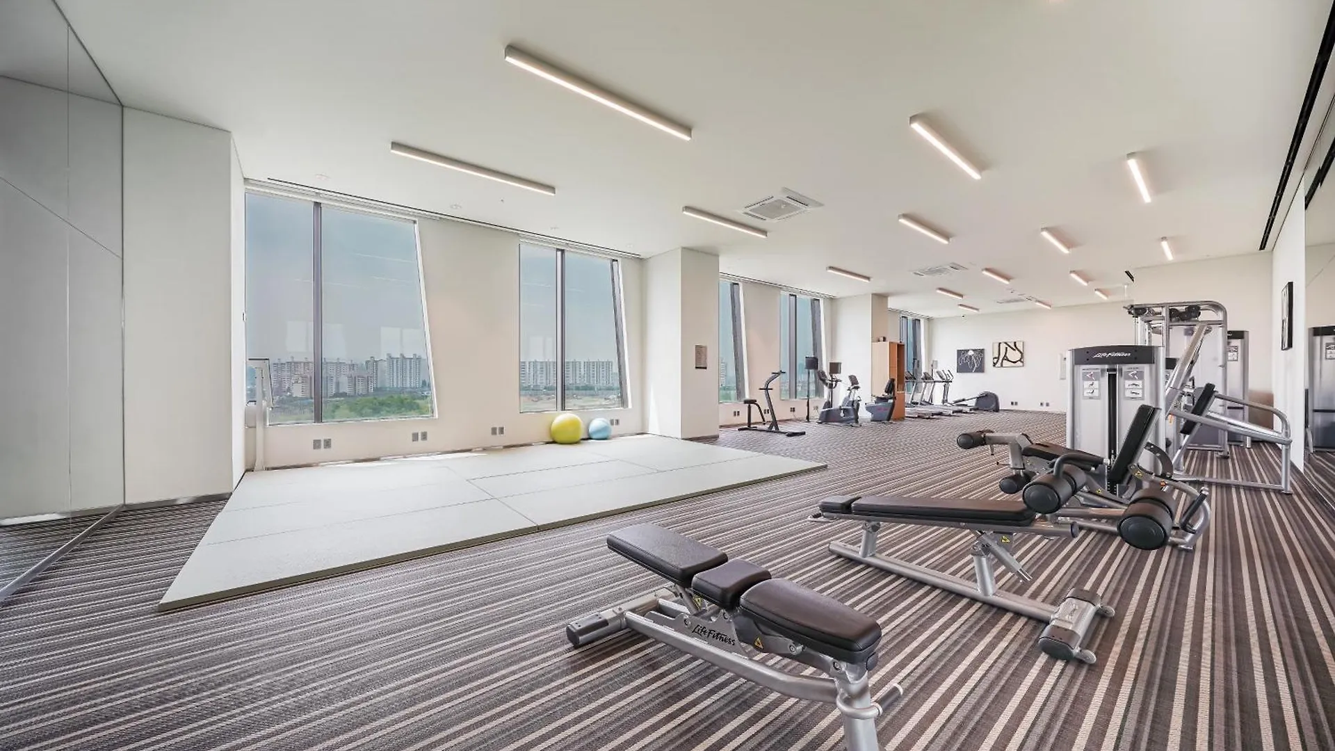 ****  Ibis Styles Ambassador Seoul Yongsan Hotel South Korea